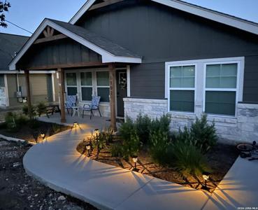 1302 Cedar Grove