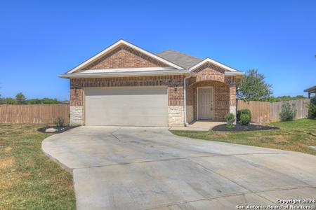 102 BUTTERCUP BEND
