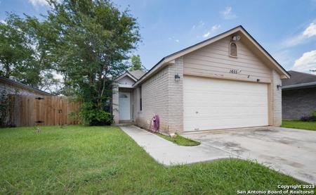 1655 HONEYSUCKLE LN