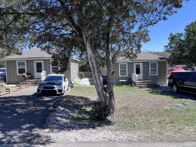 1755 Live Oak