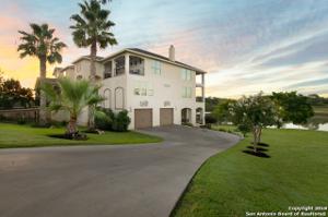 1513 LONG CREEK BLVD