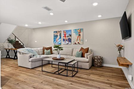408 Horseshoe Bay North