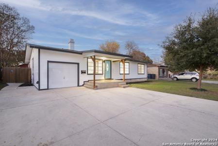 636 Southeast Terrace