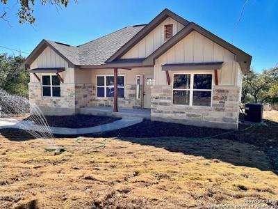 946 Cypress Dr