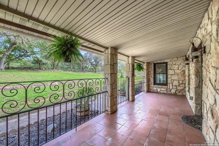 6986 County Road 271