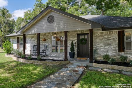 828 LONE STAR DR