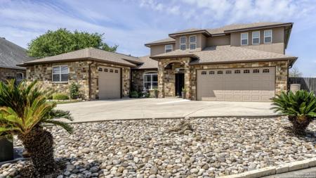 2292 Stratford Grace