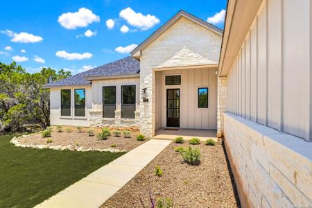 742 Rayner Ranch