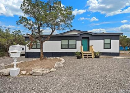 6739 Whartons Dock
