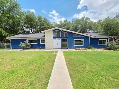 3019 Lakeview
