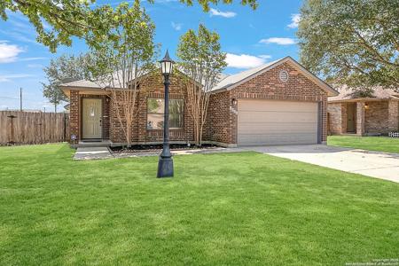 1086 Stone Hollow