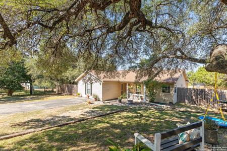 204 Lake Park Loop