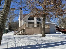 103 Stamford Rd