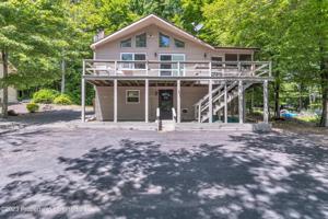 65 Woodhill Ln