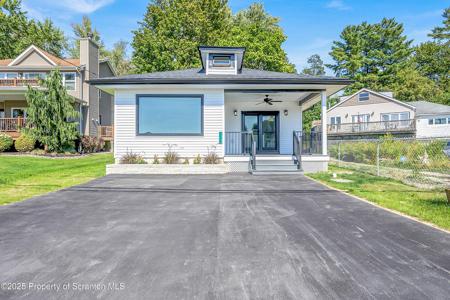1262 Lake Road