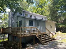 33 E Lake Dr