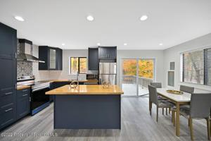 267 Parkwood Dr