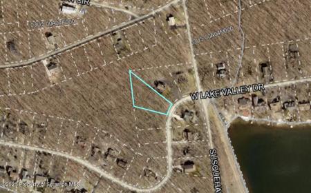 32B Lake Valley Drive