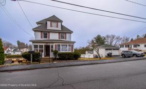 138 Arnold Ave