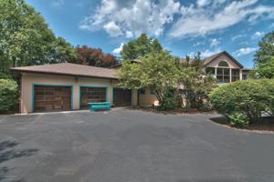 1540 Summit Lake Rd