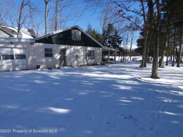 44 Glen Rd