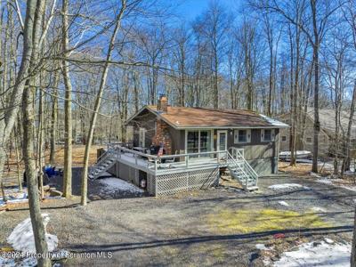 33 S Lehigh River Drive