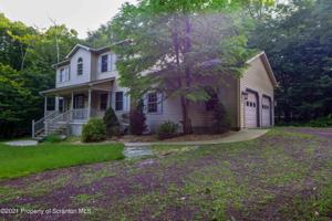 4 Hemlock Ct