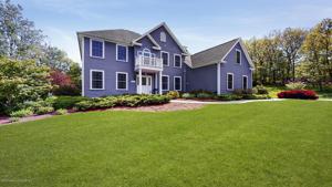 101 Forest Edge Ln