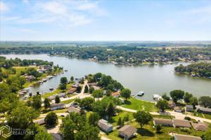 135 Lakeview Drive