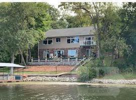 3078 Southshore Dr