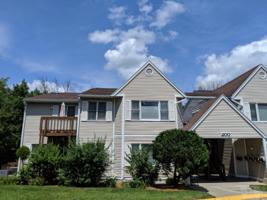 701 E Lowe