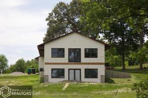3188 Edge Hill Drive Hills