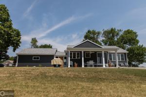 201 E Lake Street