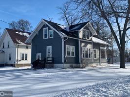 300 7th Avenue N