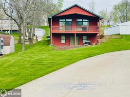 112 Lakeview Drive
