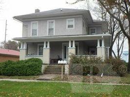 200 E Briggs