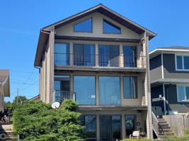 917 N Shore Drive