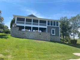 1284 Lake View