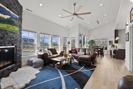 513 Guthrie Pl #603