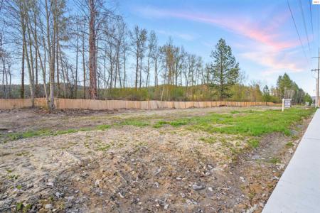 Railroad Ave Lot 12