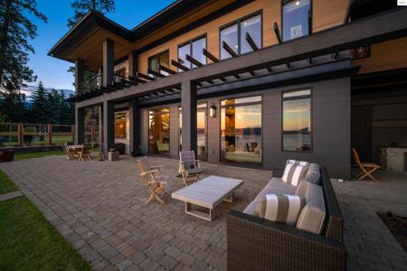 1675 Peninsula Road