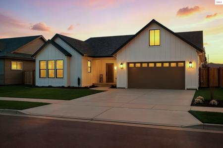 2081 S Aspen Way