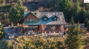210 Eagle Crest Dr.