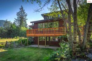 1722 Trestle Creek Rd