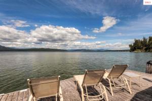 378 Sherwood Beach Lp