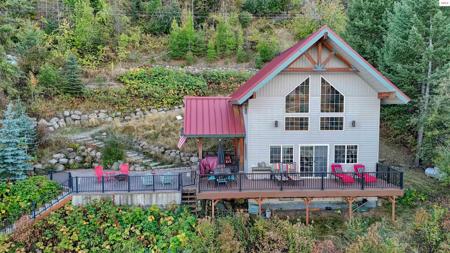 8099 E Bridger Trail