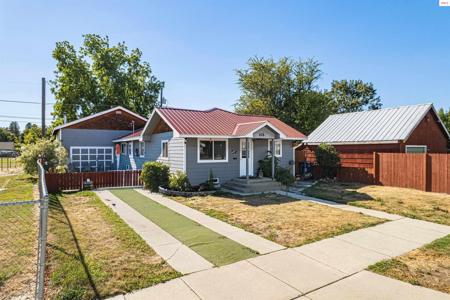 436 Lavina