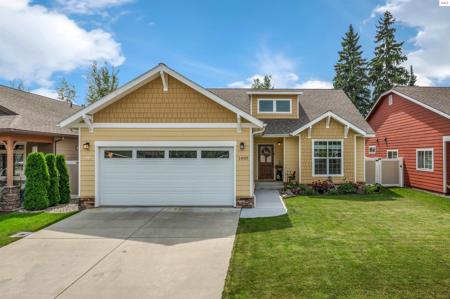 1405 Autumn Lane