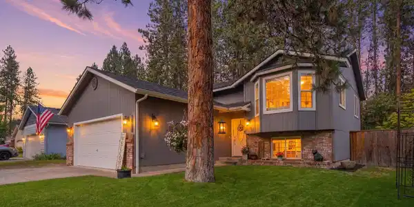 201 S Aerie Ct