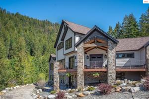 202 Trestle Creek Ln